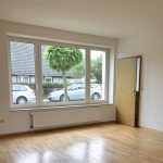Wohnzimmer mit Panoramafenster