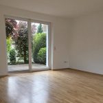 Wohnzimmer mit Terrasse