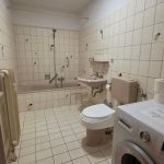 Bad mit Badewanne